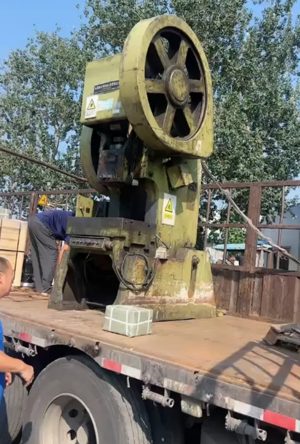 Machine tool00