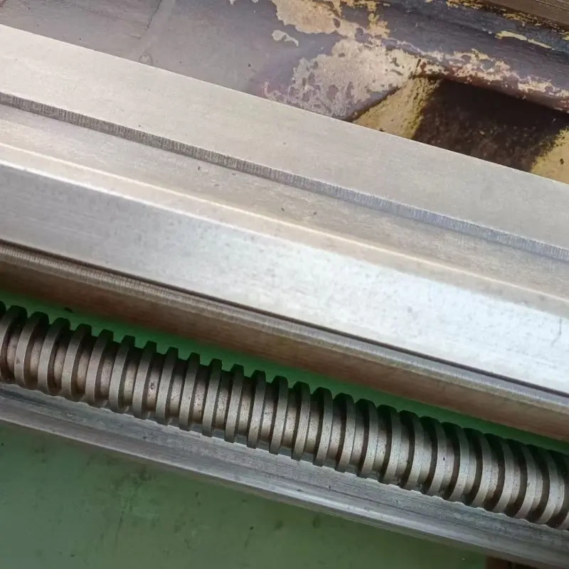 CY6266C×2000mm Used Gap Bed Lathe Machine - 图片 2