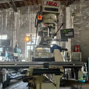 Used Vertical Turret Milling Machine 1450kg Metal Mold Milling & Drilling Equipment